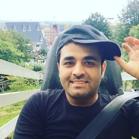 دانلود آهنگ تو باعث شدی از میثم ابراهیمی