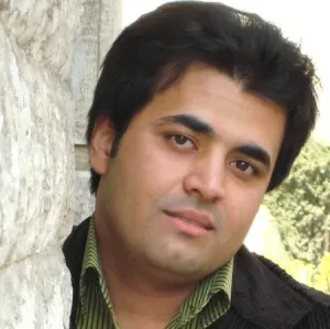 دانلود آهنگ خیانت کردنم خوبه از میثم ابراهیمی