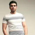 دانلود آهنگ سینا درخشنده به نام بازیچه