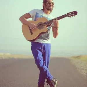 دانلود آهنگ باید ببخشمت از امیر عباس گلاب