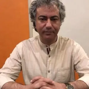 دانلود آهنگ عطر تو از محمدرضا هدایتی