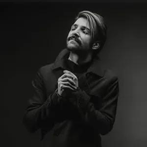 دانلود آهنگ در کنار هم از حمید هیراد