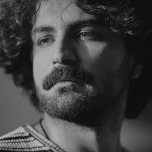 دانلود آهنگ پرسه از عرفان طهماسبی